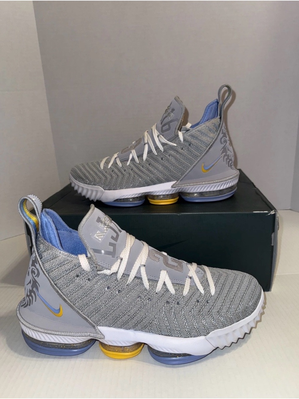Nike LeBron 16 MLPS - CK4765-001 Size 10 Preowned - Excellent Condition